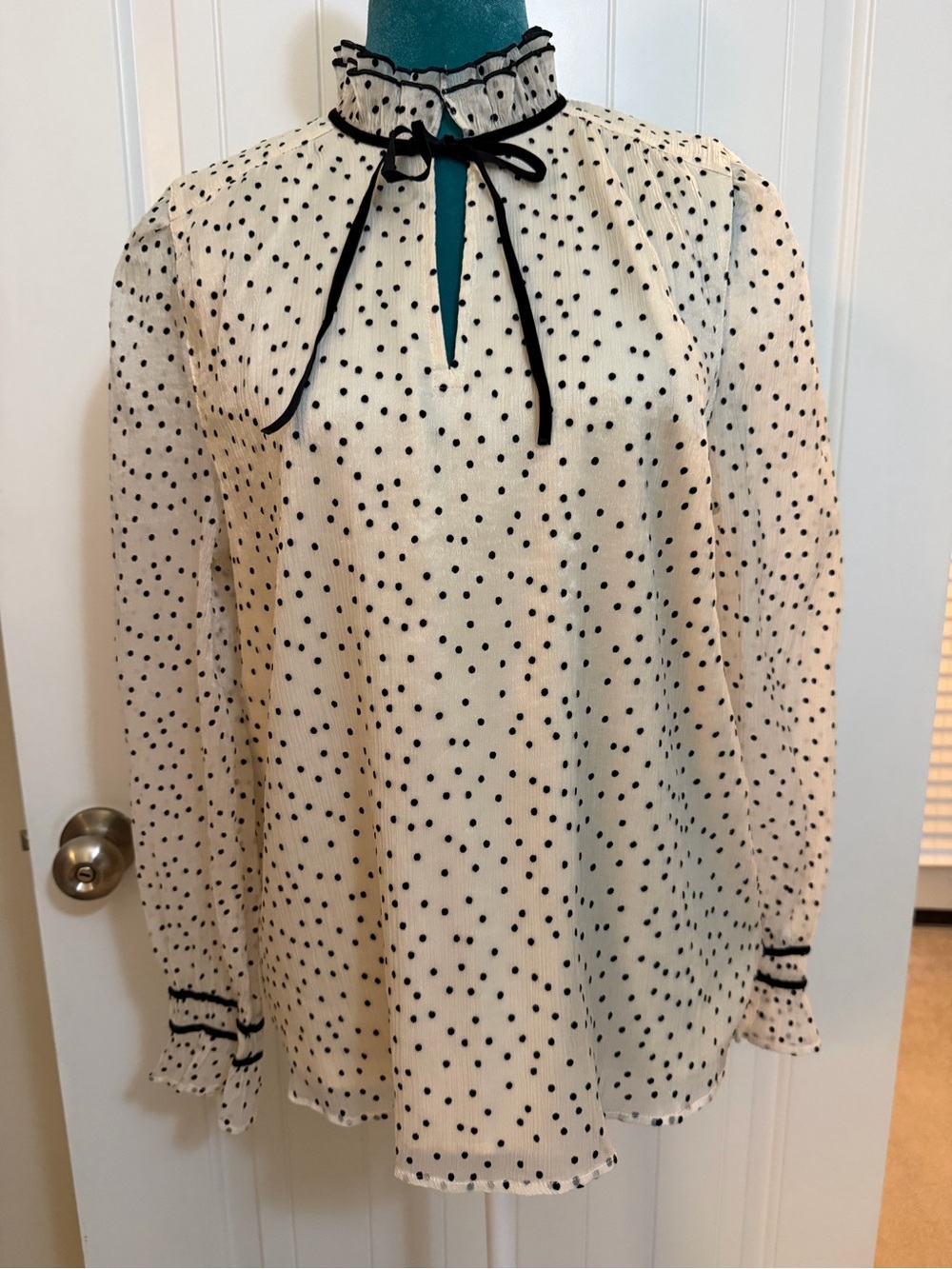 LOFT Cream Blouse with Black Polka Dots & Ruffle Accents Sz Large